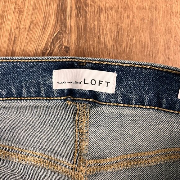 NEW Loft Fresh Cut High Rise Straight Jeans Raw Hem Sz 8 - Picture 7 of 12